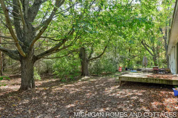 18604 168th Avenue, Spring Lake, MI 49456