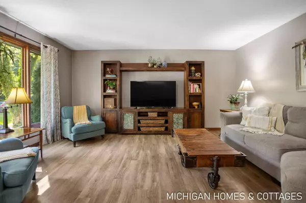 634 Blackbass Avenue, Holland, MI 49423