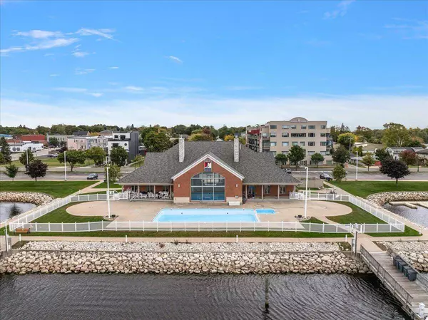 300 S Rath Avenue #23, Ludington, MI 49431