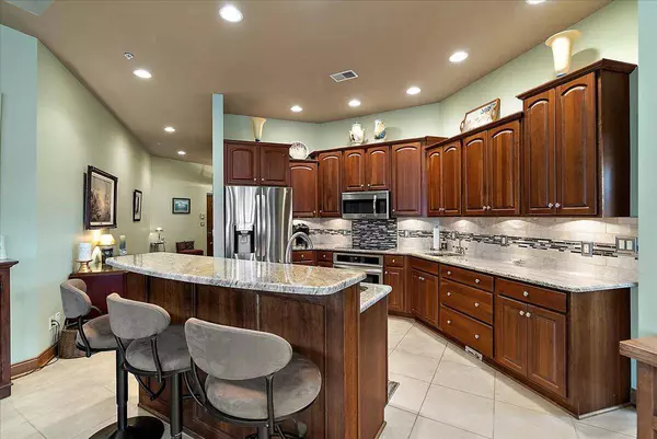 300 S Rath Avenue #23, Ludington, MI 49431