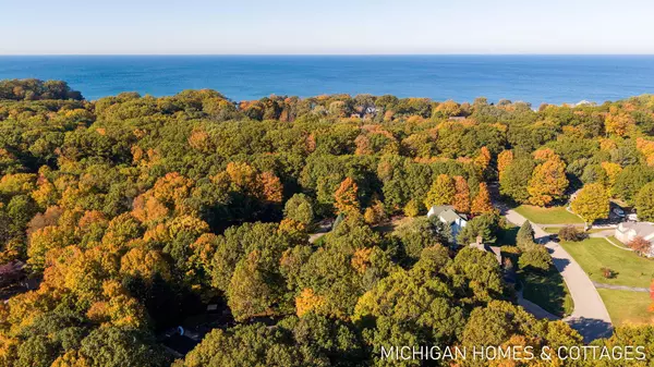 2280 Tunnel Breeze Court, Holland, MI 49424