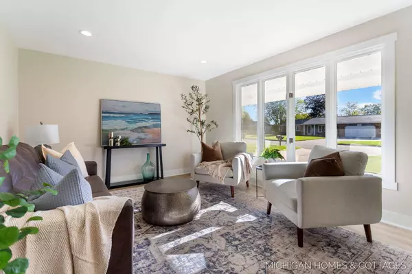 10975 Campanel Drive, Zeeland, MI 49464