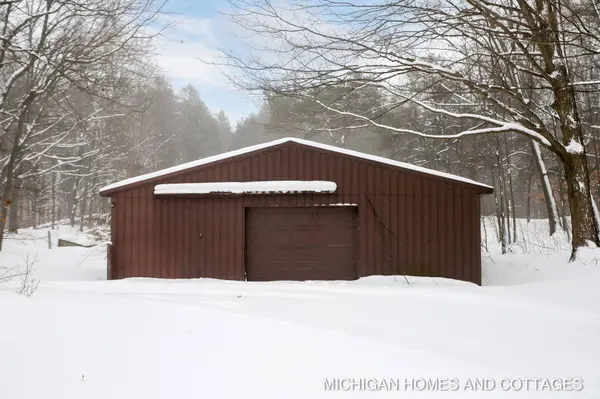 3887 65th Street, Holland, MI 49423