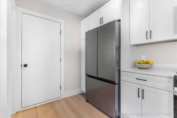 10975 Campanel Drive, Zeeland, MI 49464