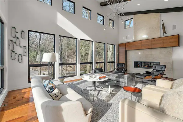 371 Dunegrass Circle Drive, Saugatuck, MI 49453