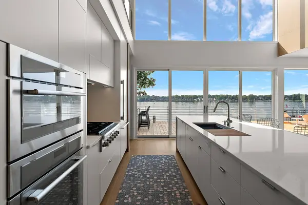 602 Lawn Avenue, Holland, MI 49424