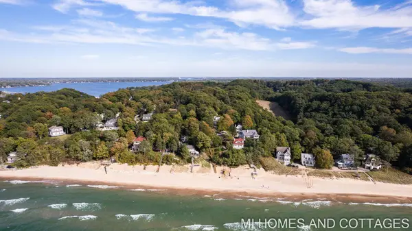 2312 Maksaba Trail, Macatawa, MI 49434