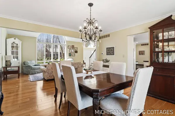 221 Foxdown Road, Holland, MI 49424