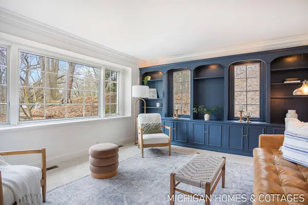 136 Crescent Drive, Grand Haven, MI 49417