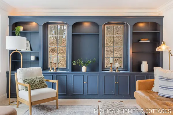 136 Crescent Drive, Grand Haven, MI 49417