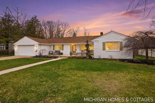 141 E 26th Street, Holland, MI 49423