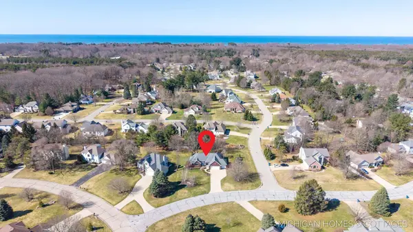 404 Goldcrest Drive, Holland, MI 49424