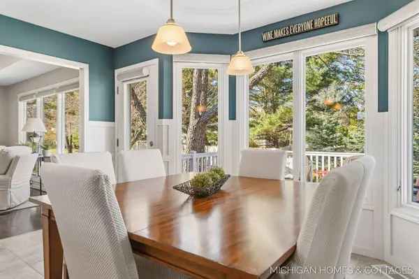 404 Goldcrest Drive, Holland, MI 49424