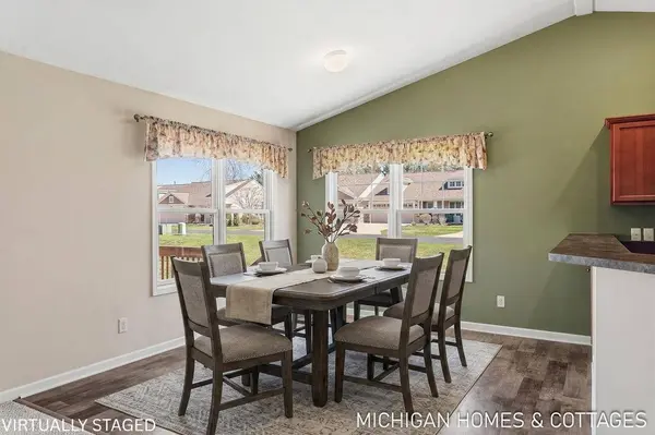1535 Ashtyn Woods Parkway, Zeeland, MI 49464