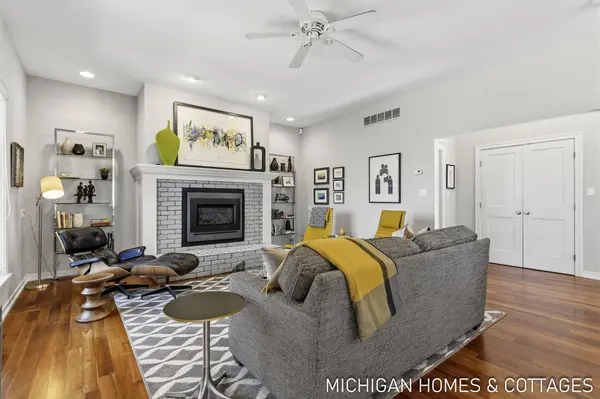 6700 Ratcliff Drive, Macatawa, MI 49434