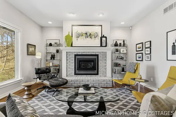 6700 Ratcliff Drive, Macatawa, MI 49434