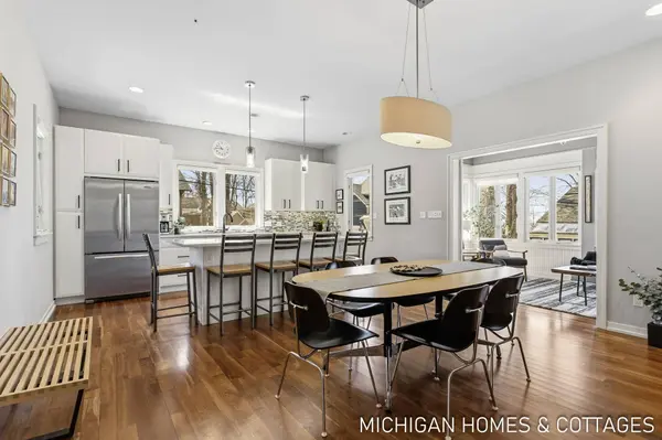 6700 Ratcliff Drive, Macatawa, MI 49434