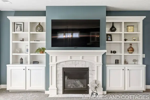 14052 Phoenix Place, Holland, MI 49424
