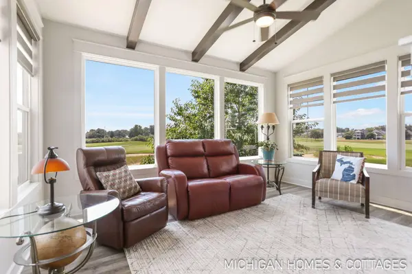 4401 Grand Point, Holland, MI 49424