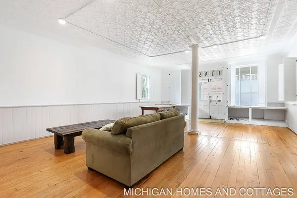 1395 Blue Star Highway Highway, South Haven, MI 49090