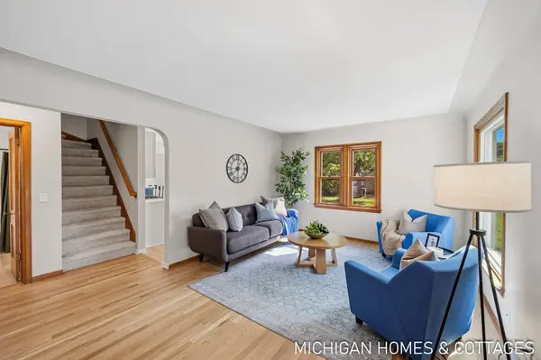 10671 Chicago Drive, Zeeland, MI 49464