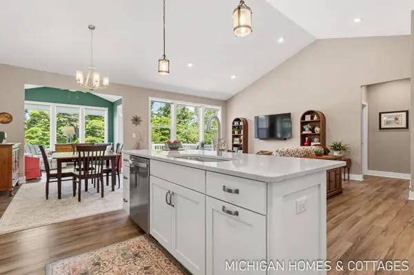 14193 Phoenix Place, Holland, MI 49424