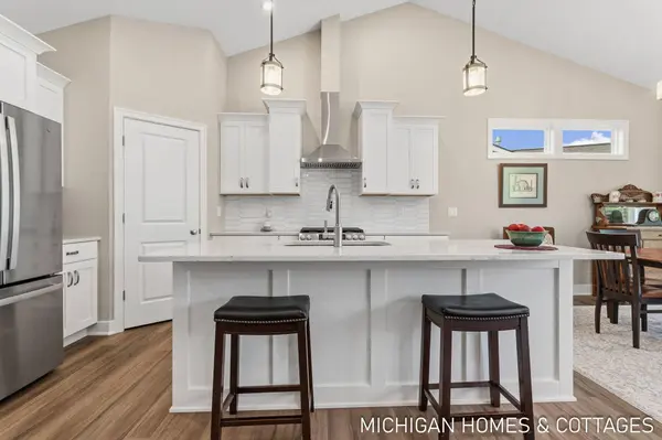 14193 Phoenix Place, Holland, MI 49424