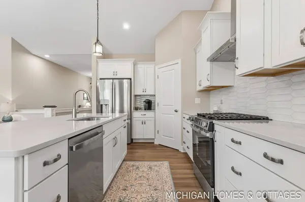 14193 Phoenix Place, Holland, MI 49424