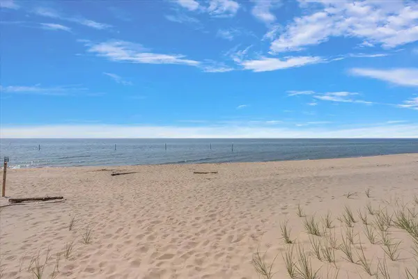 368 S Lakeshore Drive, Holland, MI 49424