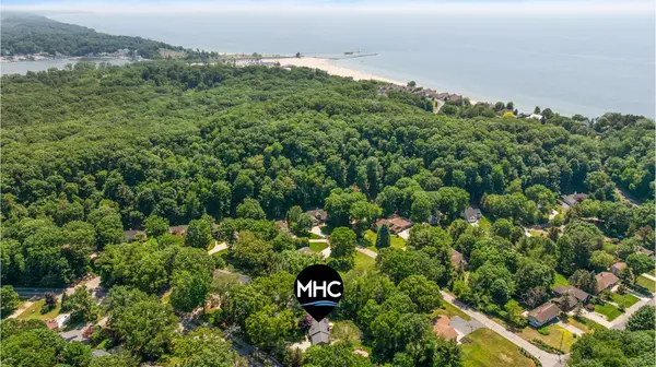 368 S Lakeshore Drive, Holland, MI 49424