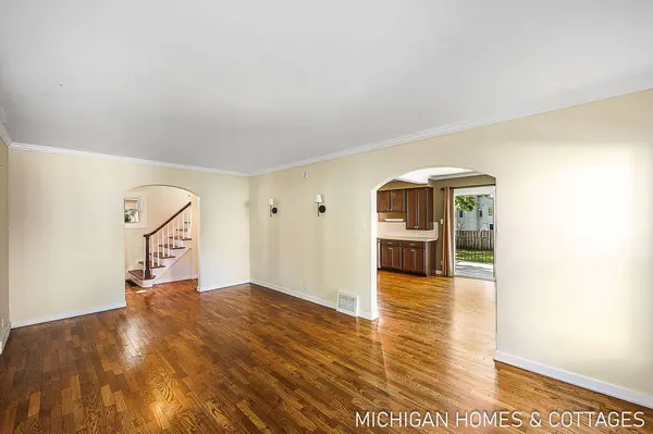 52 W 27th Street, Holland, MI 49423