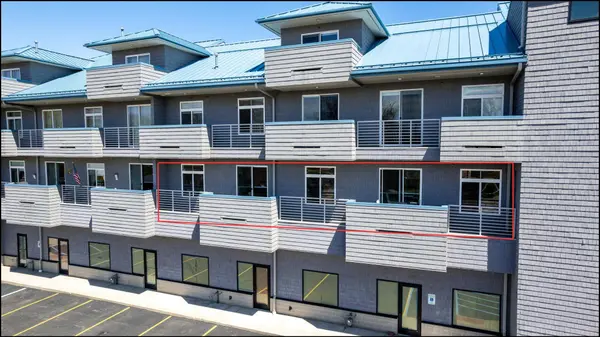 529 Miller Drive #202, Grand Haven, MI 49417