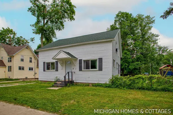 752 Jordan Lake Avenue
