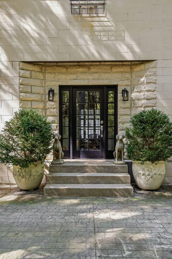 6195 Bayou Trail, Saugatuck, MI 49453