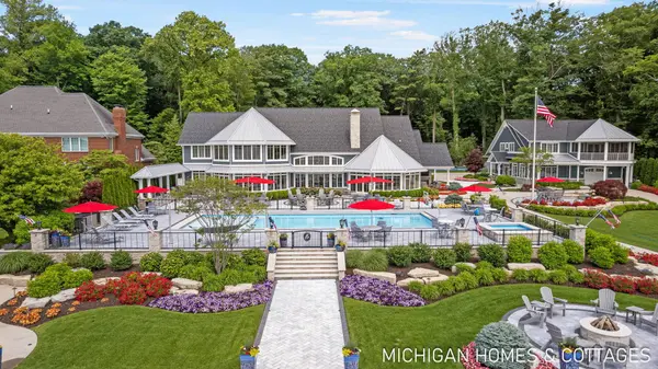 229 & 223 Norwood Avenue, Holland, MI 49424