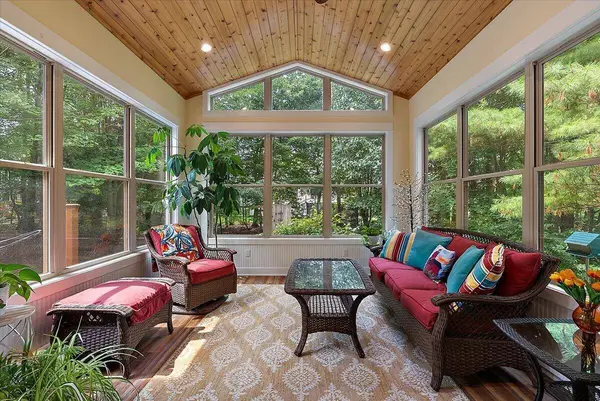 2931 Brookwind Drive, Holland, MI 49424