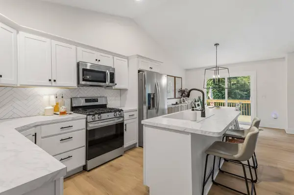 2523 Vanhorn Court, Allegan, MI 49010