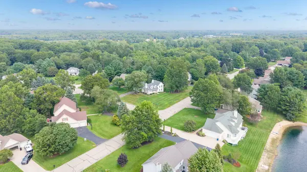 401 Erin Isle Court, Holland, MI 49424