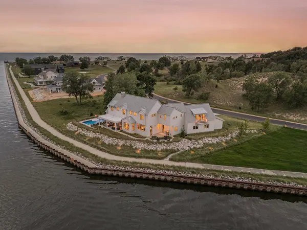 6736 Saugatuck Beach Road
