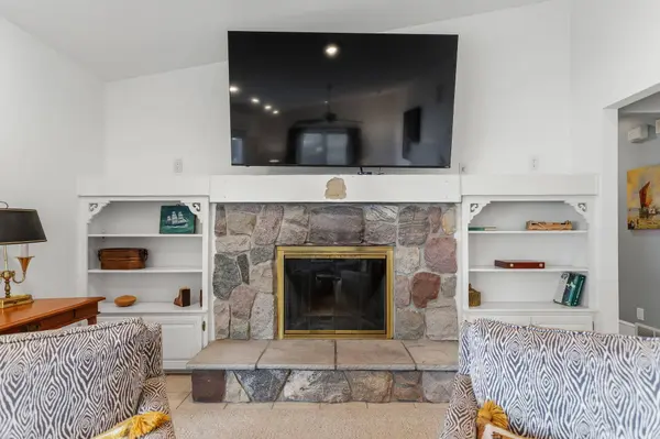 4335 Lakes Edge Drive, Holland, MI 49424