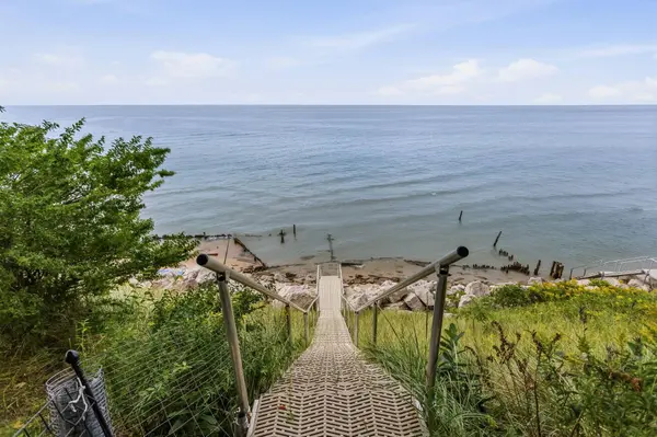 4335 Lakes Edge Drive, Holland, MI 49424