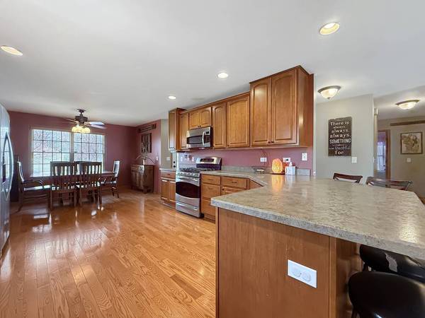 805 N East ST, Marengo, IL 60152