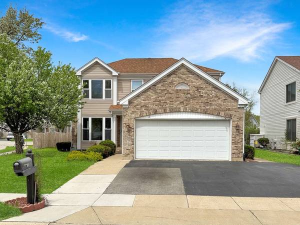 2 HUMMINGBIRD LN, Streamwood, IL 60107