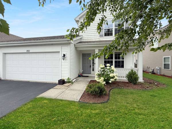 251 Maryland LN, Pingree Grove, IL 60140