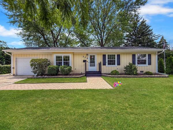 328 Thunderbird TRL, Carol Stream, IL 60188
