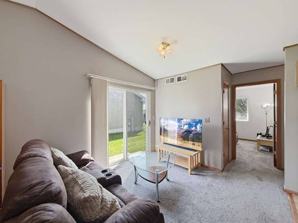 500 1/2 Johnson ST, Marengo, IL 60152