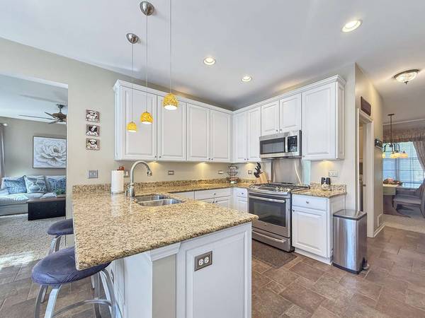 11306 Fleetwood ST, Huntley, IL 60142