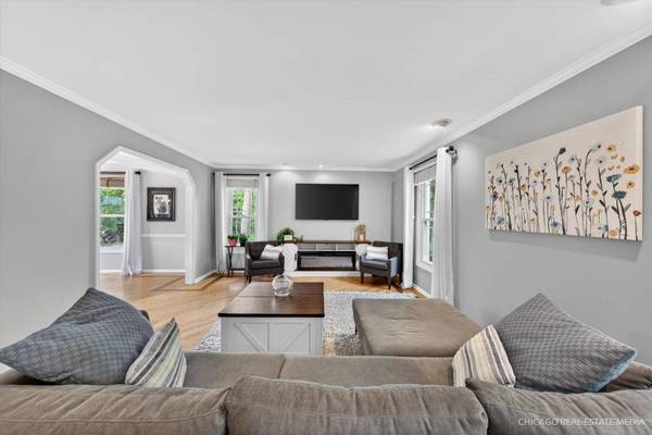 1125 W Wood ST, Palatine, IL 60067