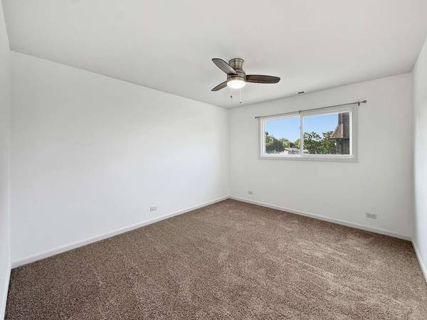 10407 N Church ST #3, Huntley, IL 60142