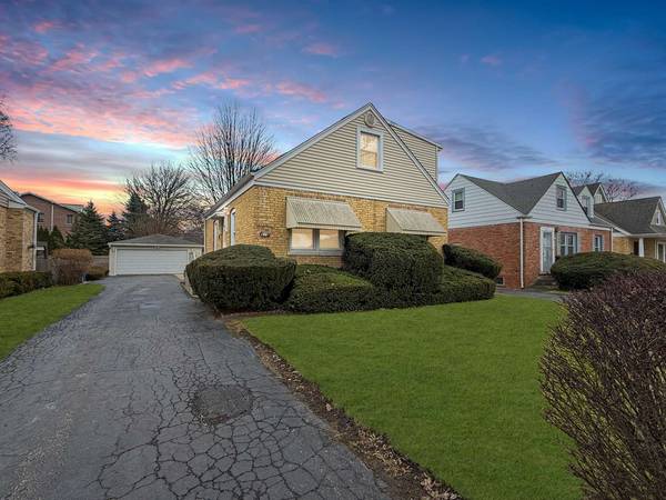 519 N Elm ST, Mount Prospect, IL 60056